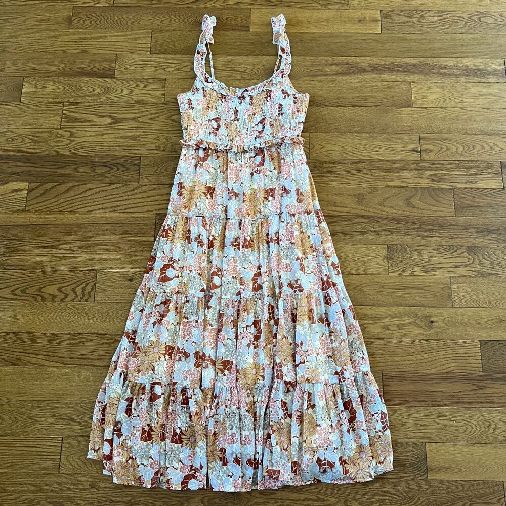 ASTR The Label Floral Smocked Tiered Midi Dress Size M –‎ Sleeveless Boho Summer
